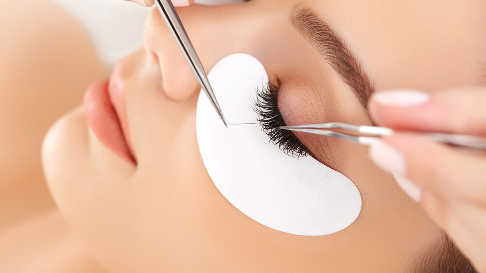 makeup eyelash extensions tips